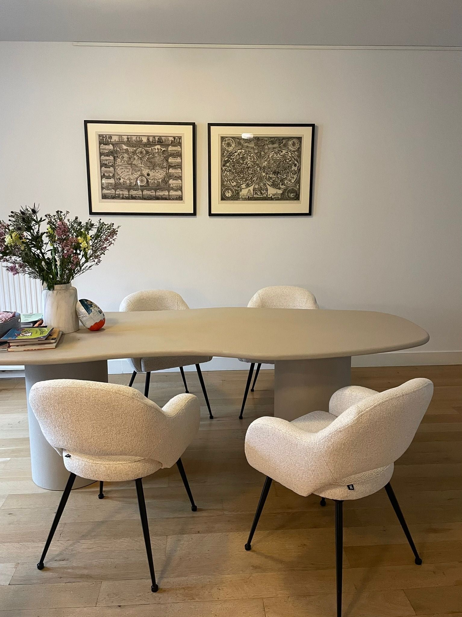 Japandi Eettafel Betonlook,  Beige 240cm