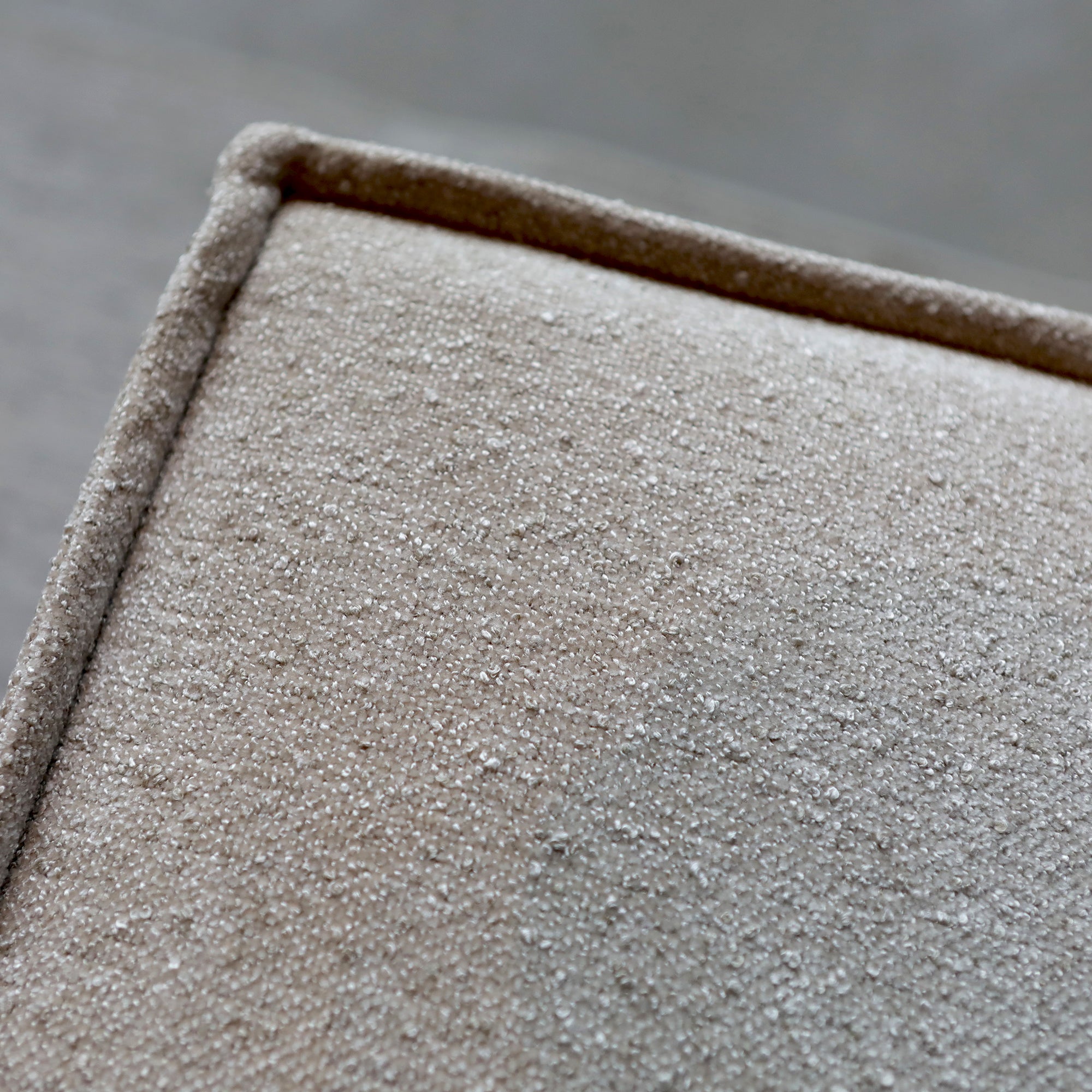 PEPP interiors ENZO met chaise longue links - Melody 13