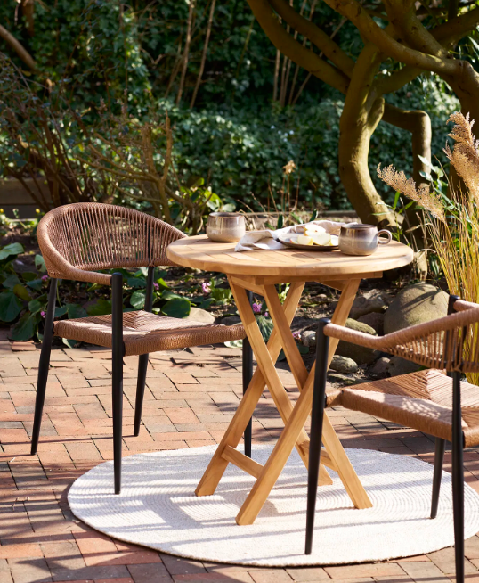 House Nordic - Canari Eetkamerstoel – Aluminium & Naturel PE Rattan – Zwart Frame – Zithoogte 45 cm